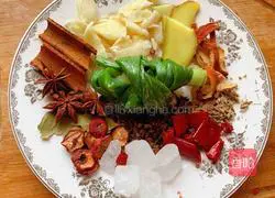 Illustration of how to make beef noodles 5