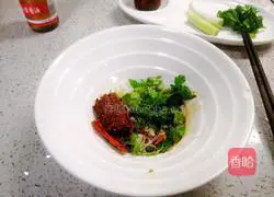 Illustration of how to make hot mutton fat noodle soup 2