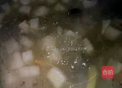 Illustration of how to make pork rib soup 6