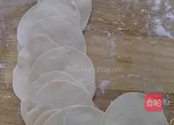 Illustration of how to make sour soup dumplings 4