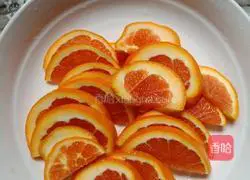 # steamed vegetables# Illustration of how to make steamed oranges with rock sugar 3