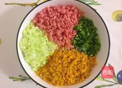 Illustration of how to make colorful thousand-layer cake 1