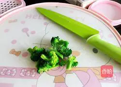 Baby Fish Intestine Butterfly Noodles Recipe Illustration 4