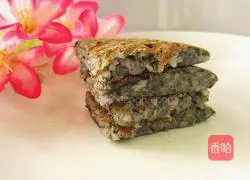 Illustration of how to make black sesame rice pancakes 13