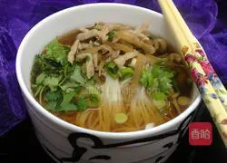 Illustration of how to make mustard mustard pork noodles 7