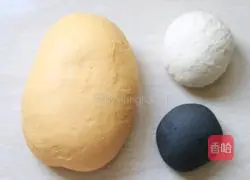 Illustration of how to make once-fermented Minions cartoon bean paste buns 4