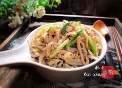 Illustration of how to make shredded pork with green onion 16