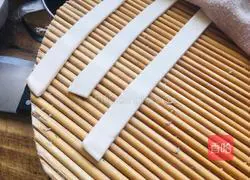 Illustration of how to pull mutton into strips 18