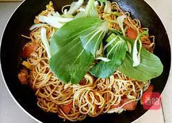 Illustration of how to make fried noodles 10