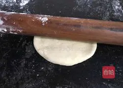 Red bean steamed bun roll recipe 9