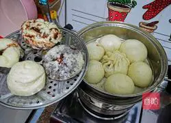 Illustration of how to make bean paste buns 6