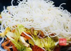 Fried rice noodles (Cantonese style) Illustration of how to do it 11