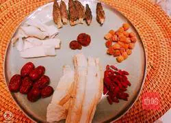 More Morel, King Oyster Mushroom and Scallop Chicken Soup Illustration of how to do it 1