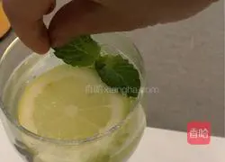 Lemon Sprite Mint Drink Recipe Illustration 5