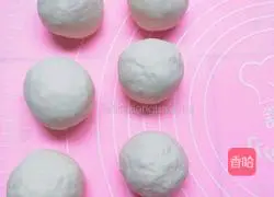 Illustration of how to make hedgehog bean paste buns 8