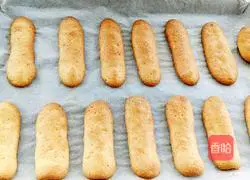 Illustration of how to make finger biscuits 11