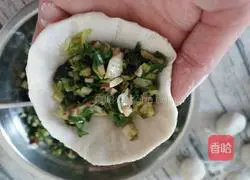 Illustration of how to make Keqiu Bao 9