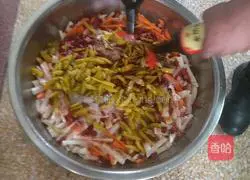 Illustration of how to make Tang-style sweet radish 6