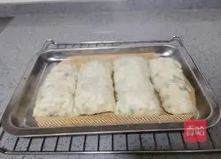 Illustration of how to make tofu rolls 18
