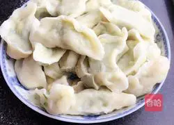 Illustration of how to make cucumber stuffed dumplings 15