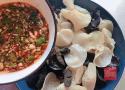 Illustration of how to make cold seaweed and black and white fungus (gastrointestinal cleaner) 9