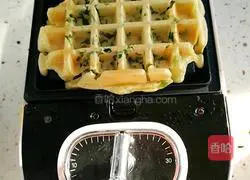 Illustration of how to make spinach egg pancake 8