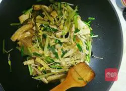 Illustration of home-cooked stir-fry 7