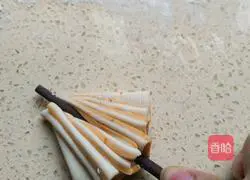 Illustration of how to make two-color steamed buns 10