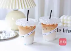 Illustration of how to make raw coconut latte 8