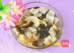 Illustration of how to make white radish, seaweed and white fungus soup 15