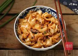 Illustration of how to make fried noodles with oil 10