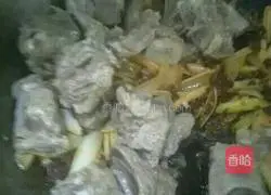 Illustration of spicy stir-fried pork ribs 5