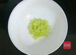 Rice Illustration of how to make egg custard (baby food supplement) 6