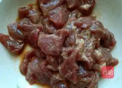 Illustration of how to make steamed beans and noodles 1