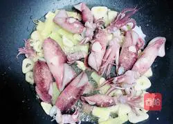 Illustration of how to make basil squid pasta 10