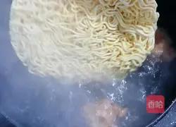 Illustration of how to make instant noodles 2