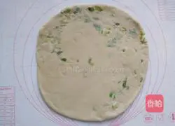 Illustration of how to make scallion pancakes 14
