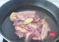 Illustration of how to make yam, red dates and old duck soup 2