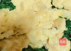 Illustration of home-style leek and egg wontons 5