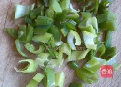 Illustration of how to make mushroom and tofu soup 9