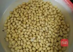 Illustration of soybean stewed pig's feet 1