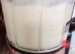 Durian Banana Milkshake Recipe Illustration 7