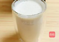 Illustration of how to make caramel ice cream latte 9