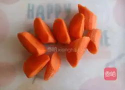 Water chestnut, corn and chicken leg soup recipe 5