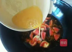 Illustration of how to make tomato and egg soup 6
