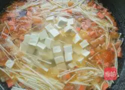 Illustration of how to make hot and sour tomato soup 12