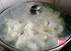 Illustration of how to make quick-fried dumplings 5