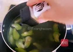 Chicken Soup Luffa Recipe Illustration 15