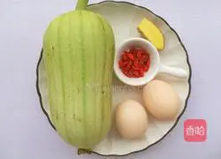 Illustration of how to make loofah and egg soup 1