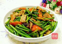 Illustration of how to make fried meat with garlic sprouts 10